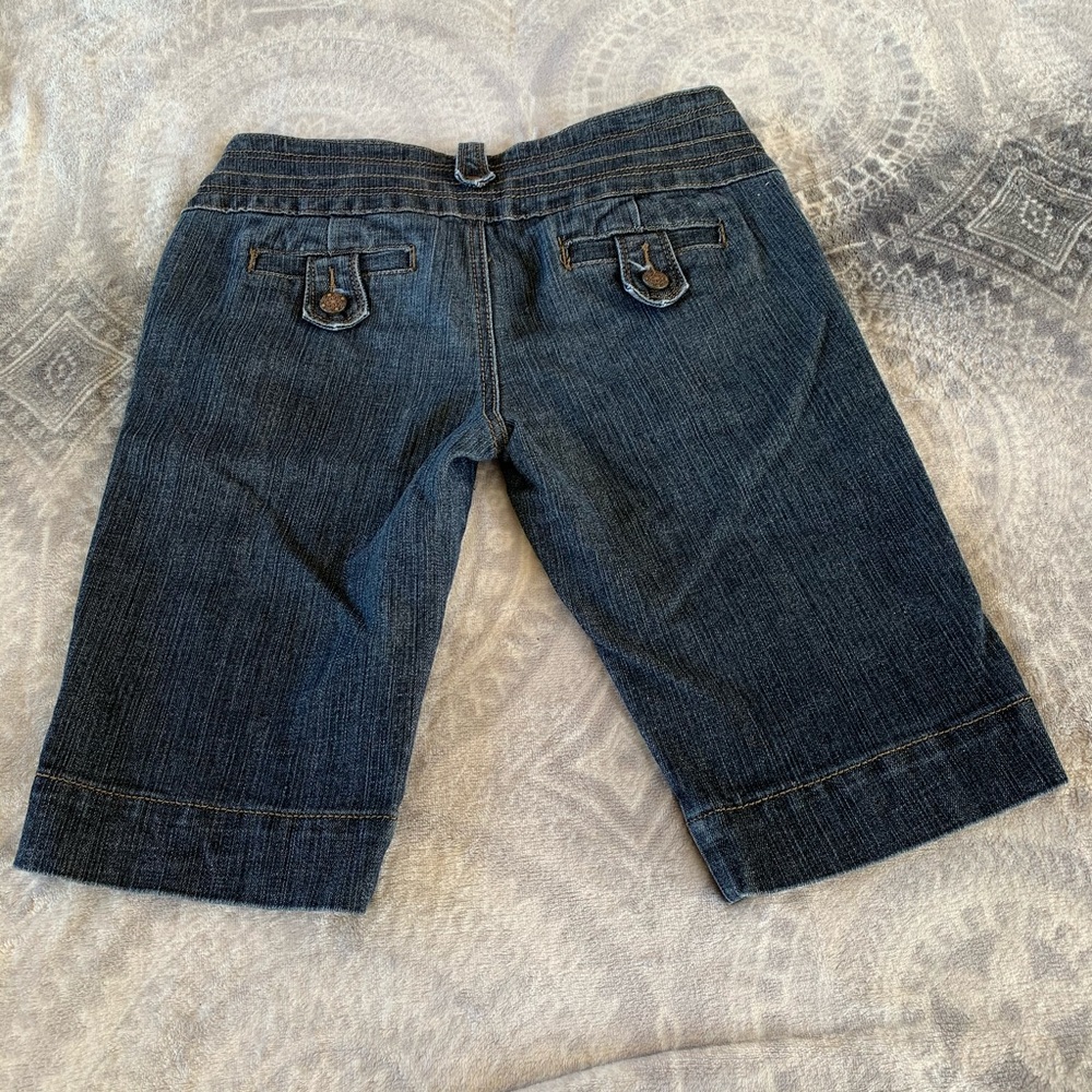 Boom Boom Jean shorts - Picture 2 of 8